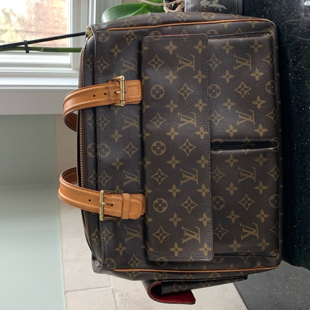 Louis Vuitton Monogram Multipli-Cite